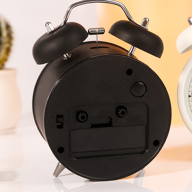 3038 Small Alarm Clock