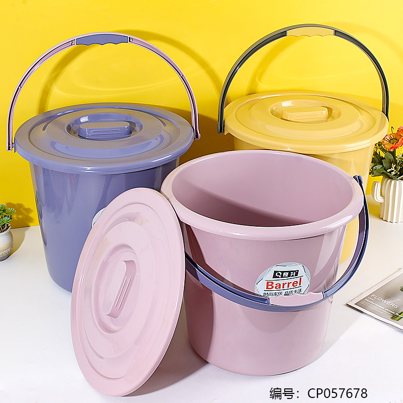 QS-0046 Bucket with lid