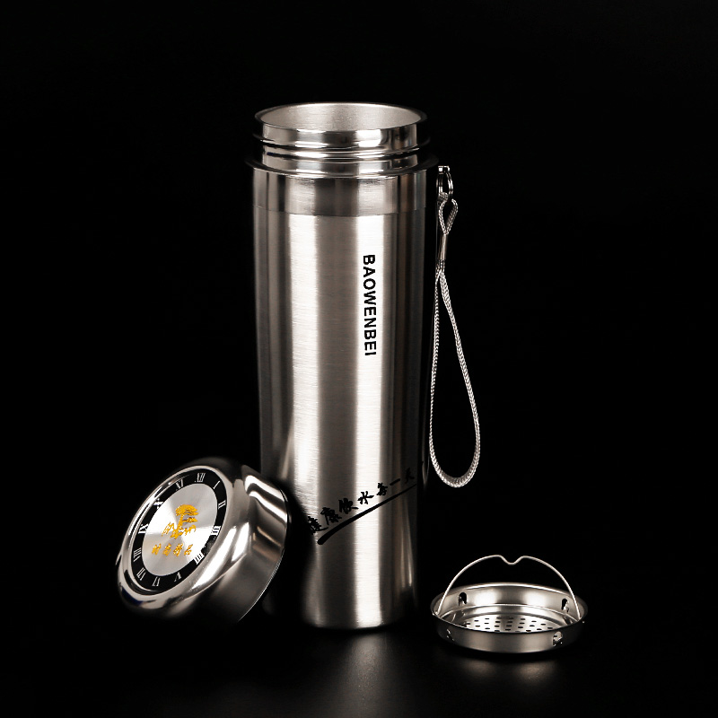 667 Scholar Water Bottle with Carrying Strap