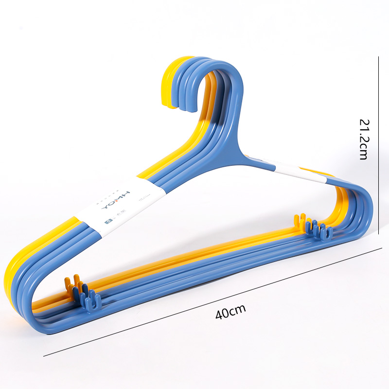 6135Plastic Clothes Hanger5/Handle