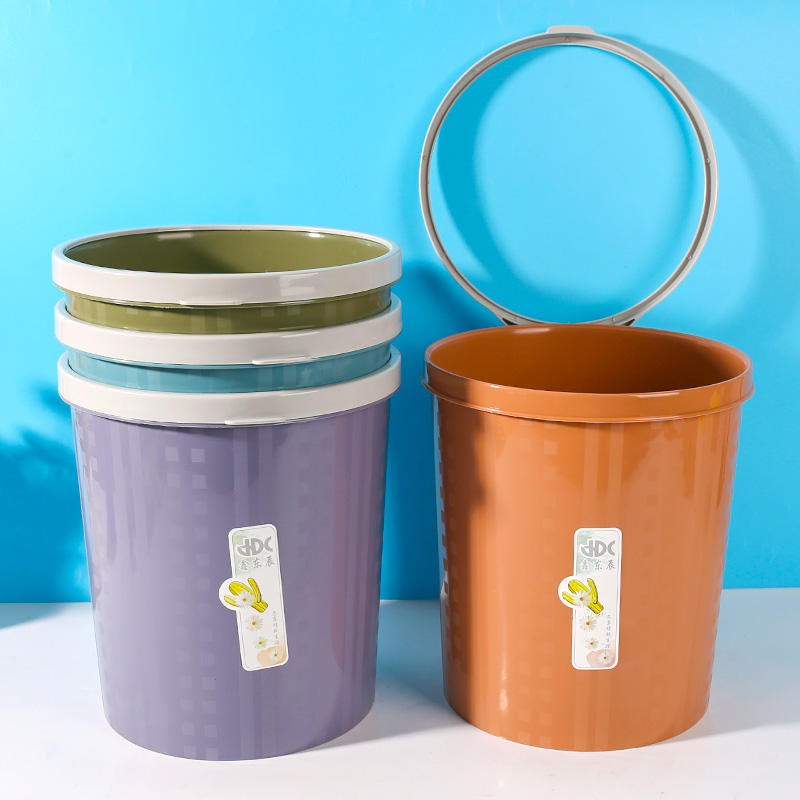 6602 Trash Can