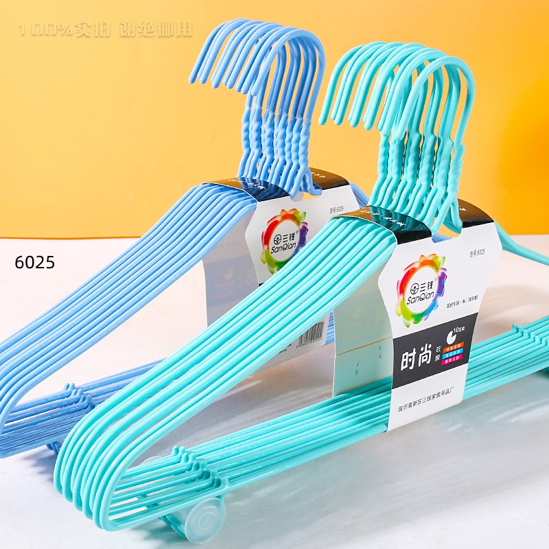 6025 Newflower Plastic Dipped Hanger/10pcs