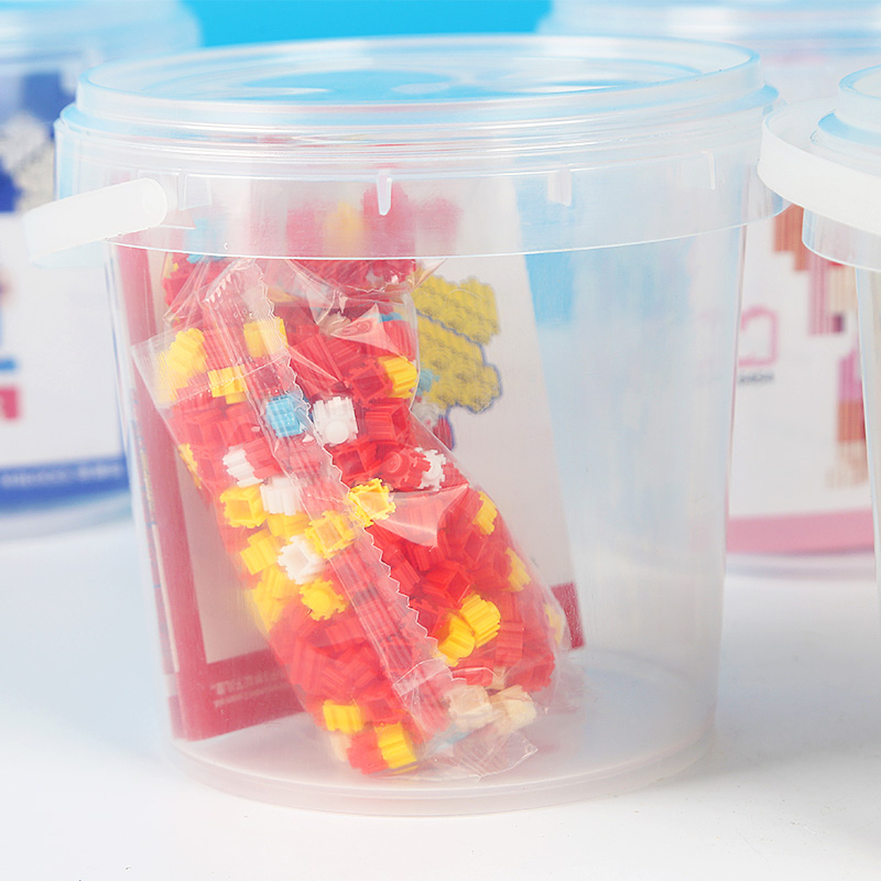 Building blocks with bucket