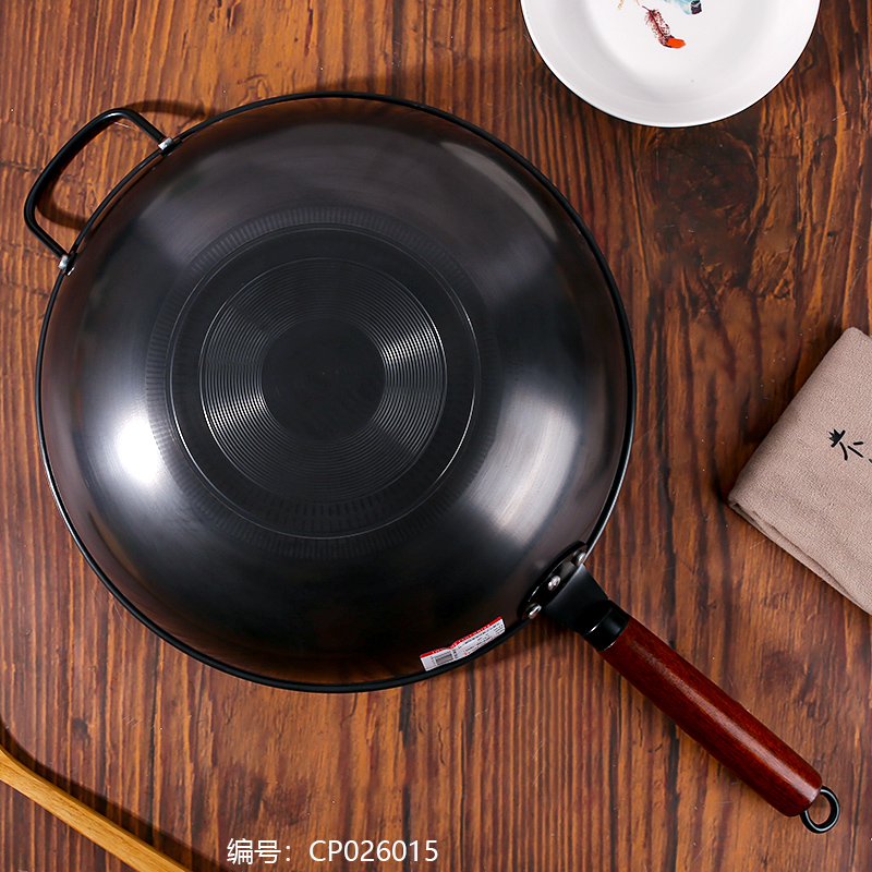 Abbott Fields 34 Wooden Handle Iron Ion Frying Pan w/Ears