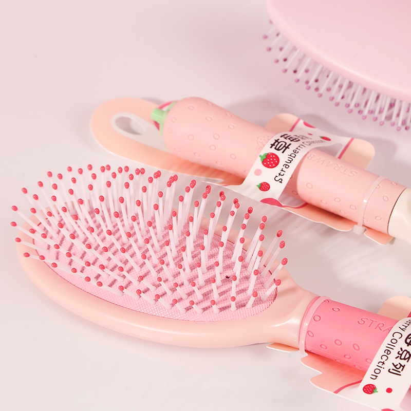 Strawberry massage comb-S6818